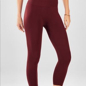 Fabletics Seamless High-Waisted Capri